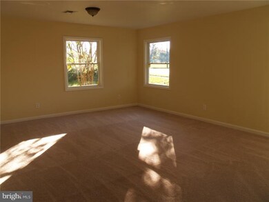 2 Pheasant Ln, Willingboro, NJ 08046 - photo 3