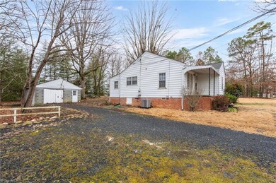 523 Oakgrove Rd, Asheboro, NC 27205 - photo 4