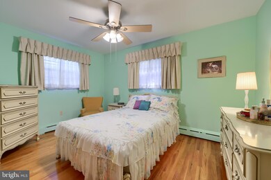 1141 Locust St, Columbia, PA 17512 - photo 7