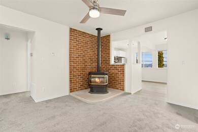 917 Maple St, Everett, WA 98201 - photo 7