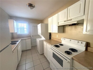 1519 Fort Bragg Rd unit A, Fayetteville, NC 28305 - photo 5