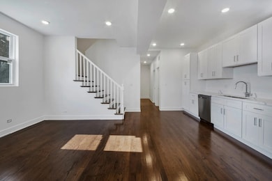 3087 N Elbridge Ave unit 2R, Chicago, IL 60618 - photo 5