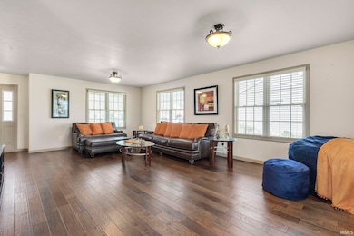 51818 Cresswell Dr, South Bend, IN 46628 - photo 4