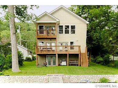 Exterior Front Lakeside