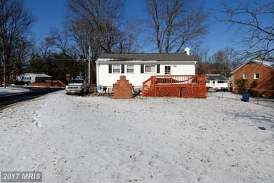 6715 Osborn St, Falls Church, VA 22046 - photo 3