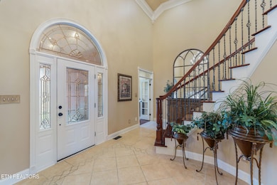 9-web-or-mls-7907 Debra Drive-12