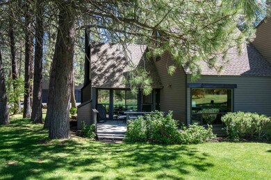 57279 Overlook Rd unit 9, Sunriver, OR 97707 - photo 2