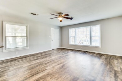 1608 W Gandy St, Denison, TX 75020 - photo 5