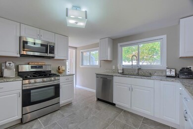 10 Squannacook Terrace, Townsend, MA 01469 - photo 4