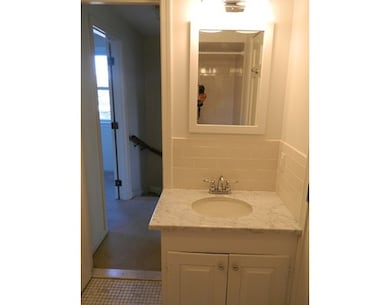 11 Prospect Ct unit 1, Marblehead, MA 01945 - photo 6