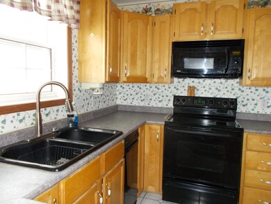 96 Cleaves Rd, Easton, ME 04740 - photo 4