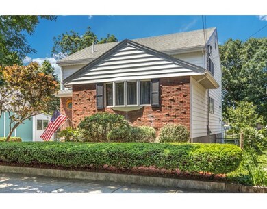 39 Marlboro St, Malden, MA 02148 - photo 2