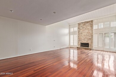 4446 E Camelback Rd unit 112, Phoenix, AZ 85018 - photo 6