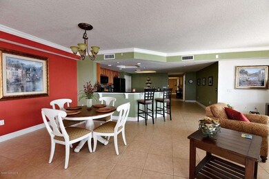 Dining and Breakfast Bar