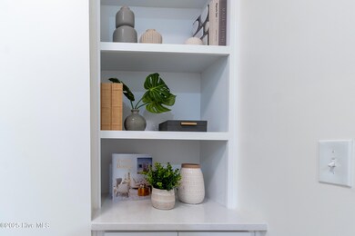 HarborWalk Unit 902 MLS-6