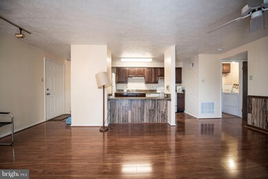 19629 Gunners Branch Rd, Germantown, MD 20876 - photo 7