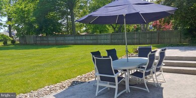 1060 S Trooper Rd, Norristown, PA 19403 - photo 4