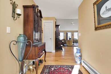 30 Sand Point Ln Cumberland-large-007-03