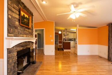 1760 Cobblestone Dr, Harrisonburg, VA 22801 - photo 4