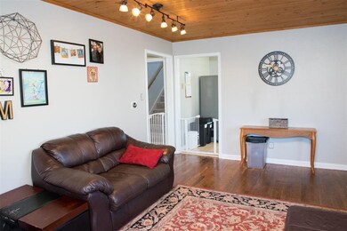 1032 21st St SE, Cedar Rapids, IA 52403 - photo 3