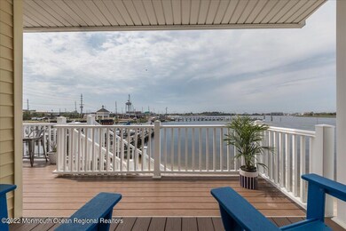 11-433BaysideTerrace30011