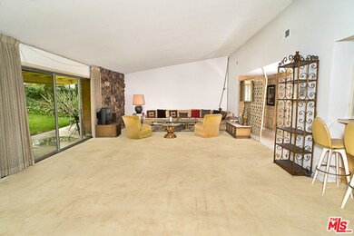 Dining to Living Room