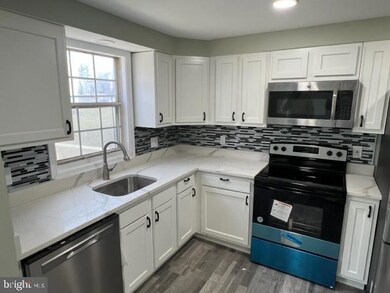 711 Carrington Place, Capitol Heights, MD 20743 - photo 4