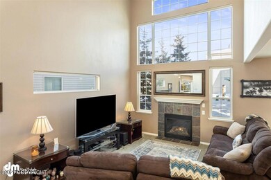 05-Living Room_SOPH9423