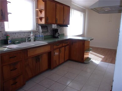 KITCHEN VIEW 2