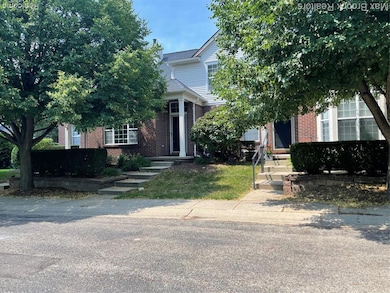 3101 Cameron Cir, Walled Lake, MI 48390 - photo 3