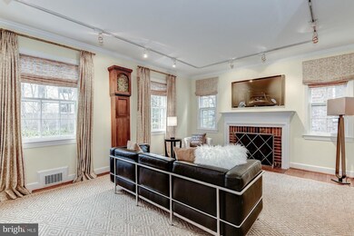 4318 36th St NW, Washington, DC 20008 - photo 3