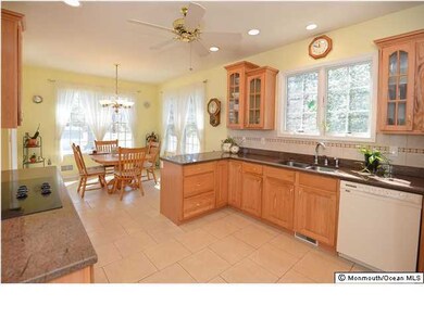 SO MANY CUSTOM CABINETS!