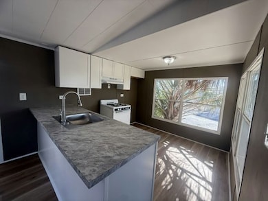 1375 Pasadena Ave S unit 533, South Pasadena, FL 33707 - photo 3