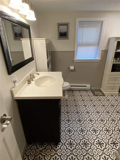 1023 Pleasant St, Webster, NH 03303 - photo 7