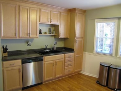 11406 W 71st St, Shawnee, KS 66203 - photo 2