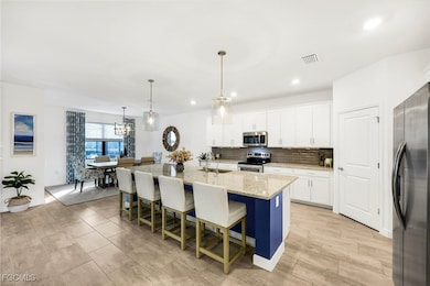 11522 Canopy Loop, Fort Myers, FL 33913 - photo 7