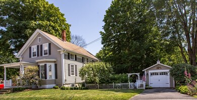 9 Mechanic St, West Brookfield, MA 01585 - photo 2