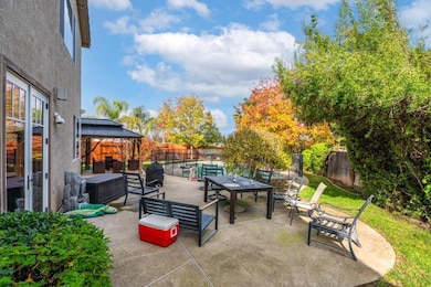 8432 Arrowroot Cir, Antelope, CA 95843 - photo 3