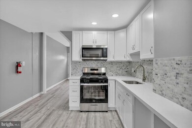 407 Powell St, Gloucester City, NJ 08030 - photo 5