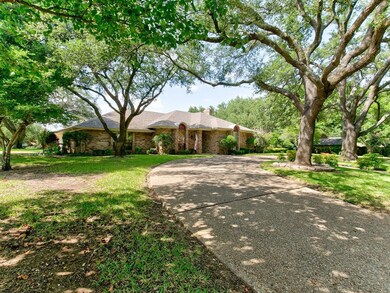 1502 Baystone Rd, Cleburne, TX 76033 - photo 4