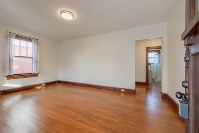 217 Lagrange St, Pulaski, VA 24301 - photo 5