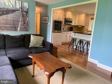 33 Meadow Ln, Doylestown, PA 18901 - photo 5