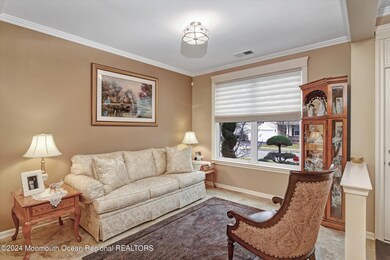 07-Living Room