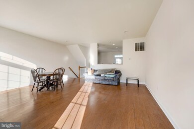 762 Ayrshire Ln, Woodbridge, VA 22191 - photo 7