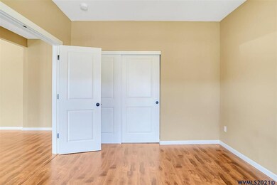 2121 NE Evergreen Ave, Albany, OR 97321 - photo 7