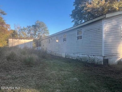 428 Cheverolet Dr, Delco, NC 28436 - photo 5