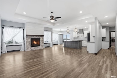 8 Foster Ct, Eldridge, IA 52748 - photo 5