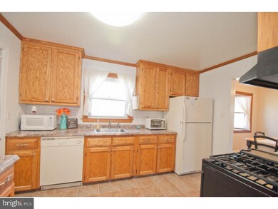 3806 Evelyn Dr, Wilmington, DE 19808 - photo 7