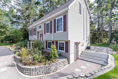 141 Windsor Way, Center Barnstead, NH 03225 - photo 4