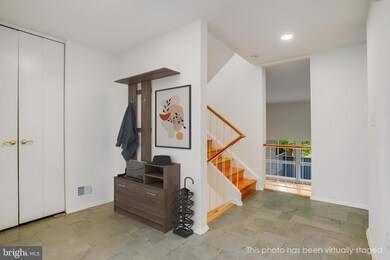 11531 Links Dr, Reston, VA 20190 - photo 5